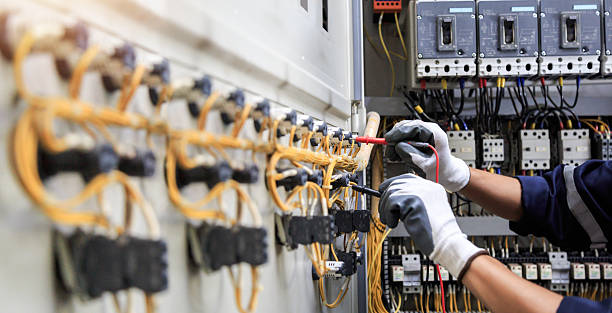 Professional Electrician technician working in Spring Valley, NY